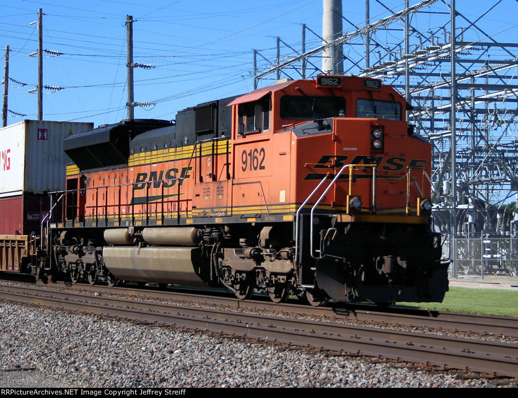 BNSF 9162